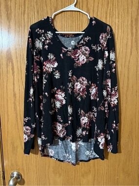 Floral V-Neck Long Sleeve Top - Black with Rose Print